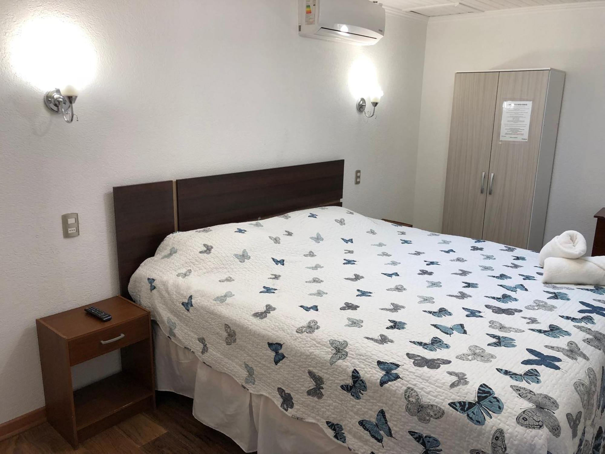 Residencial Victoria Said Ξενοδοχείο Linares Εξωτερικό φωτογραφία
