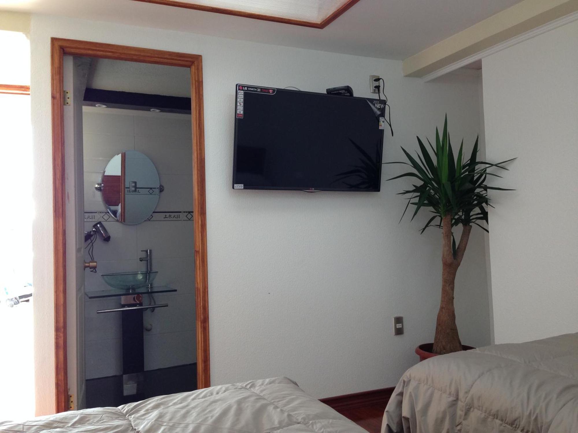 Residencial Victoria Said Ξενοδοχείο Linares Δωμάτιο φωτογραφία