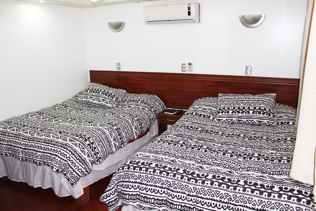 Residencial Victoria Said Ξενοδοχείο Linares Εξωτερικό φωτογραφία